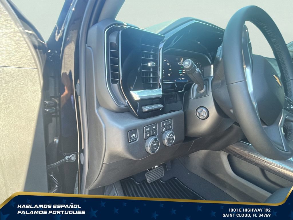 New 2026 Chevrolet Silverado 1500 LTZ w/ LTZ Premium Package AWD/4WD image 17