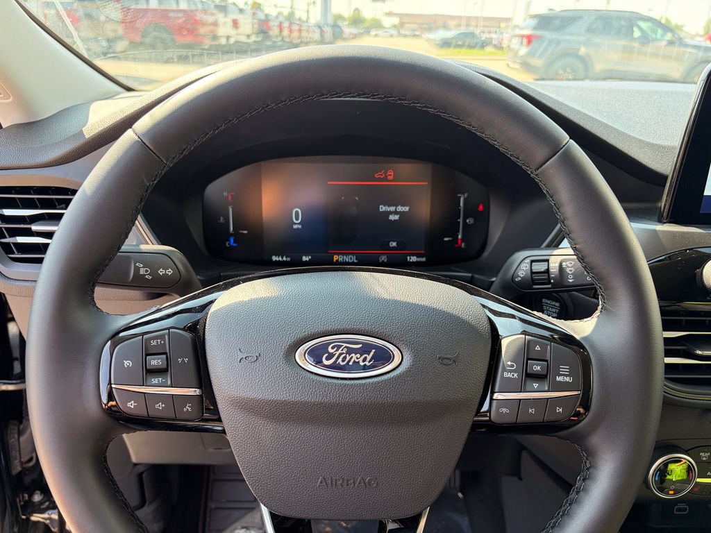 New 2026 Ford Escape Active w/ Cold Weather Package FWD image 24