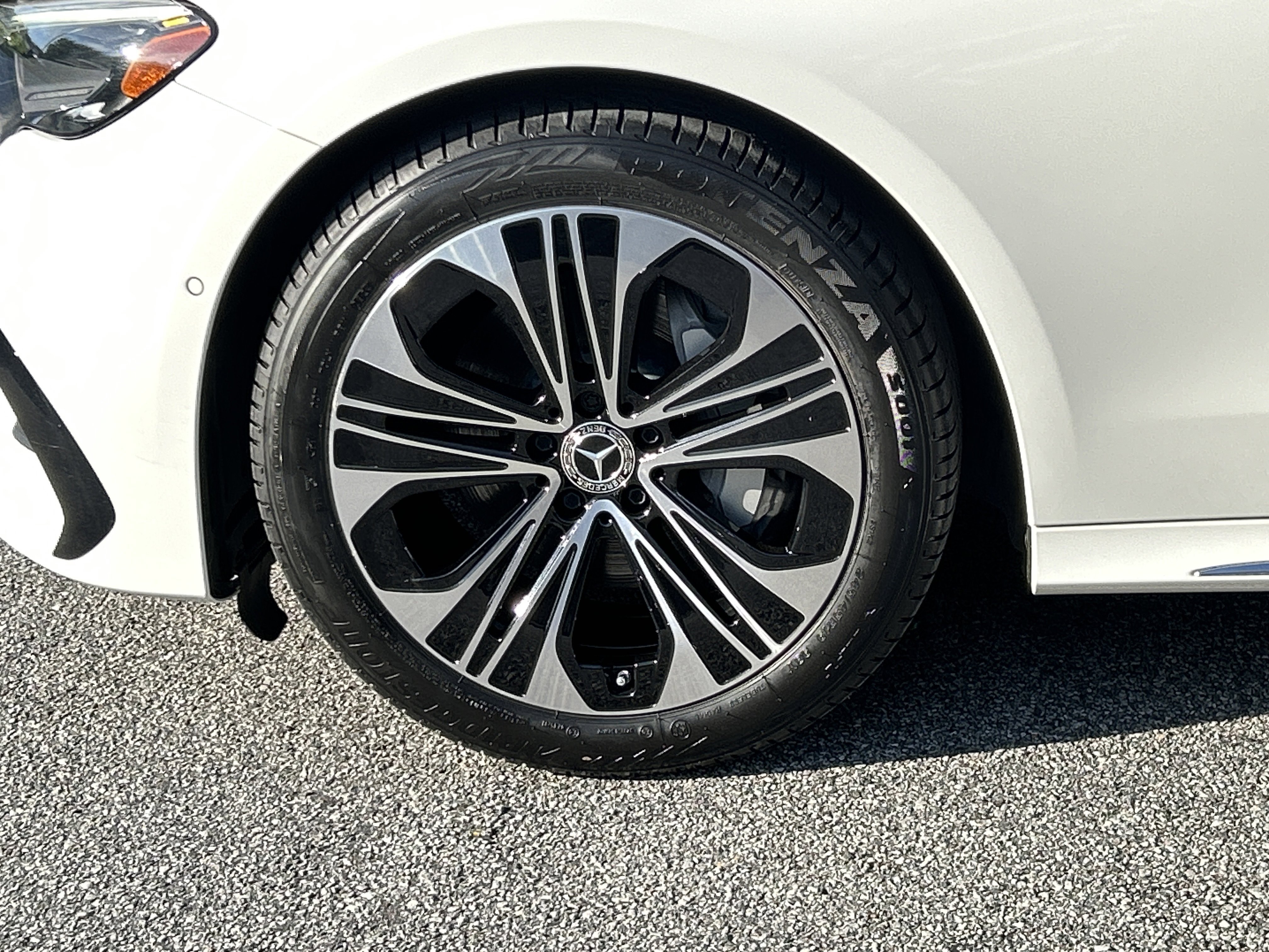 Certified 2025 Mercedes-Benz E 350 Sedan w/ Winter Package image 17