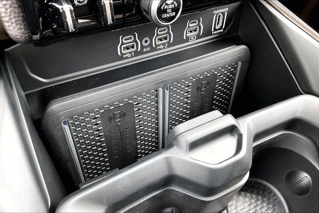 New 2025 RAM 3500 Longhorn image 17