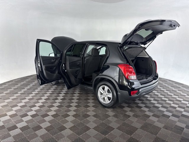 Used 2019 Chevrolet Trax LS w/ Tint and Cruise Package image 16