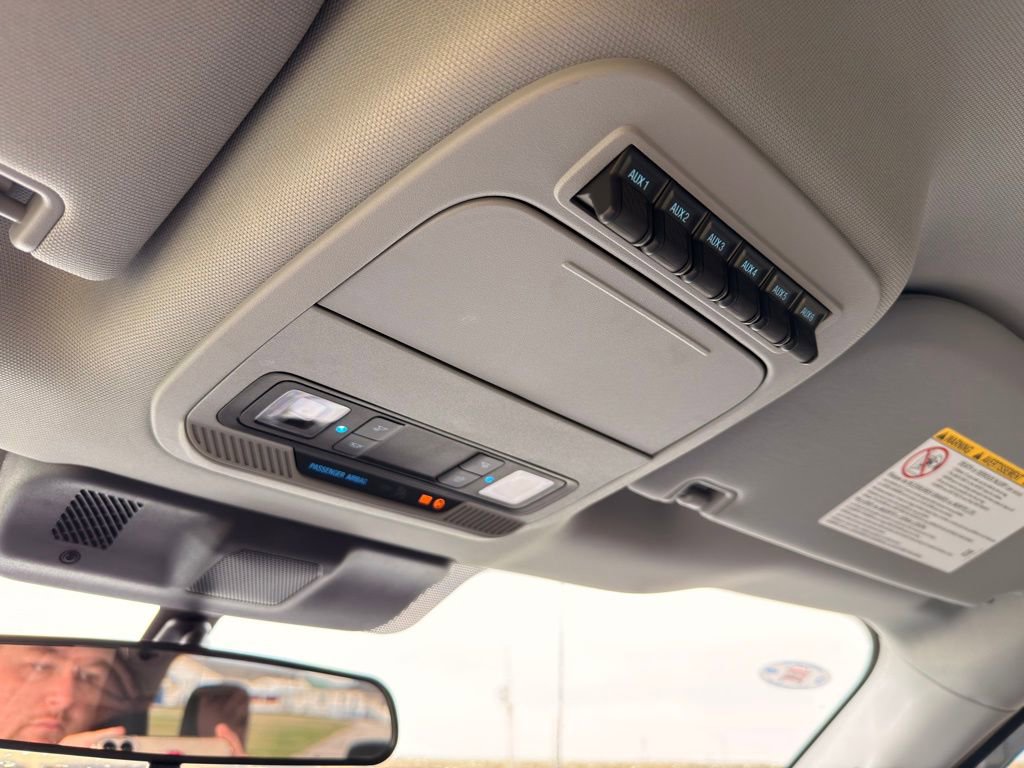 Used 2025 Ford F350 XLT image 46