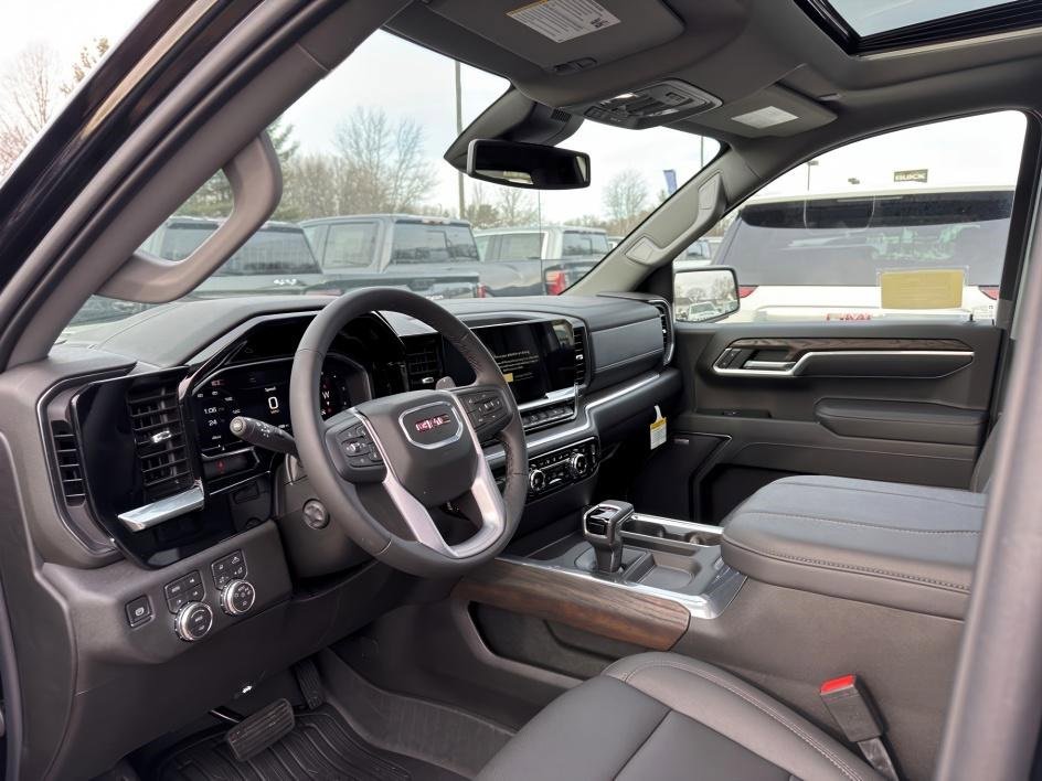 New 2026 GMC Sierra 1500 SLT w/ SLT Premium Plus Package image 9