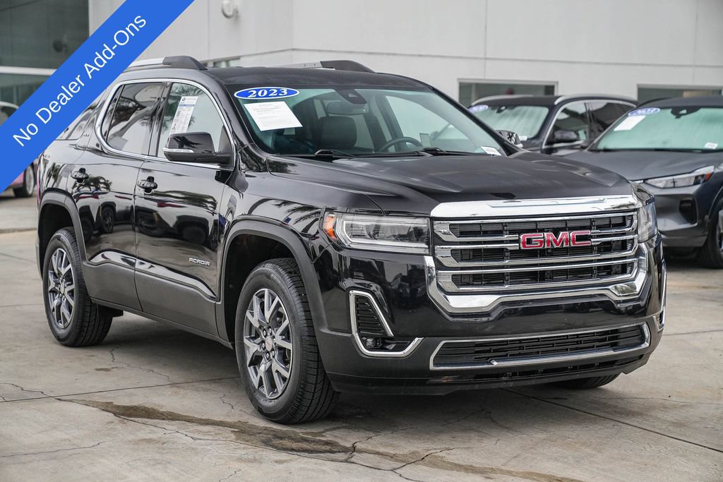 Used 2023 GMC Acadia SLT image 3