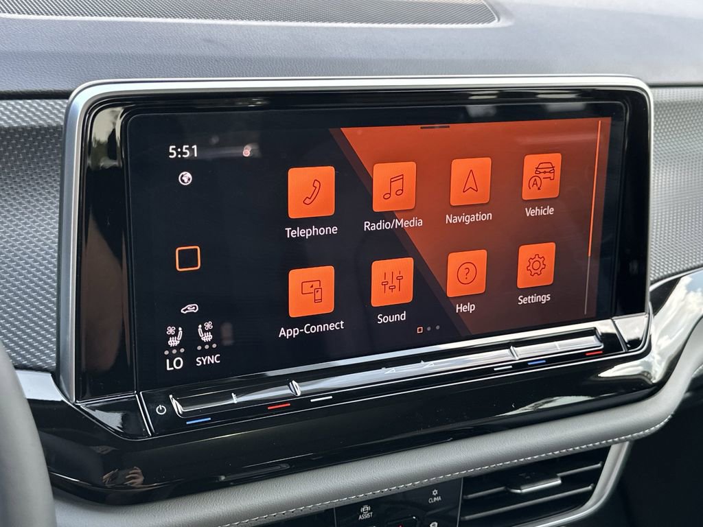 New 2026 Volkswagen Atlas Cross Sport SEL R-Line image 17