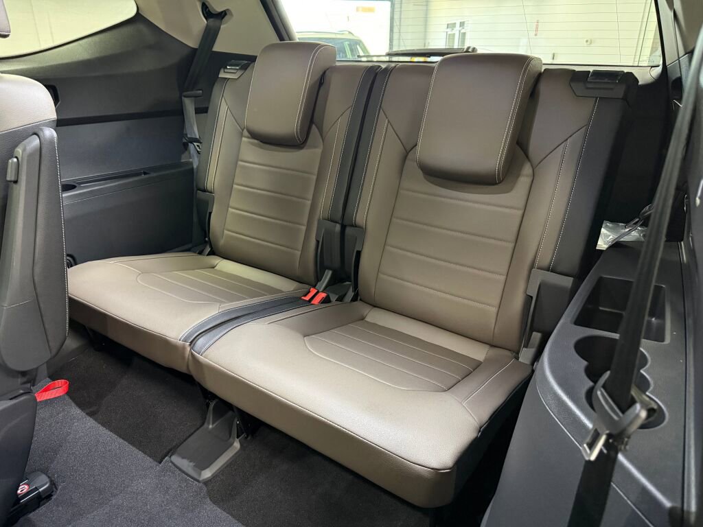 New 2026 Volkswagen Atlas SEL image 20