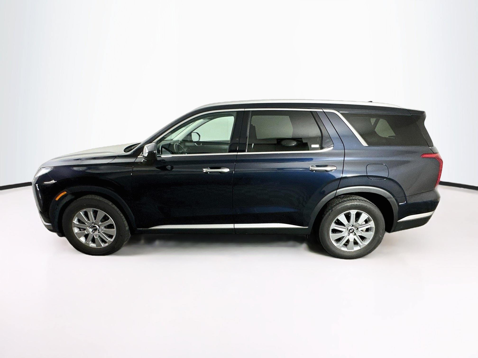 Used 2025 Hyundai Palisade SEL FWD image 4