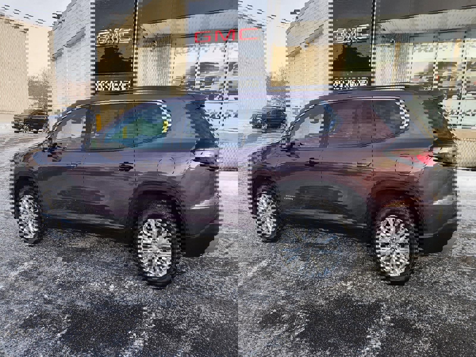 New 2026 GMC Acadia Elevation w/ Elevation Premium Package FWD image 7