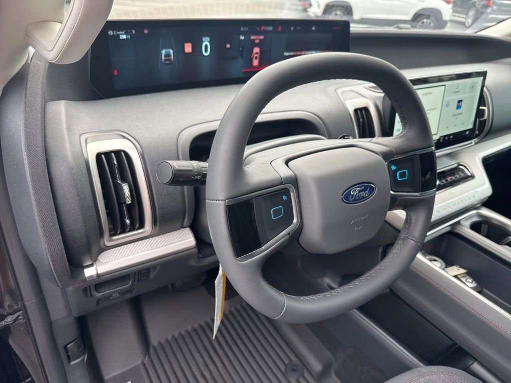 New 2025 Ford Expedition Max Active image 24