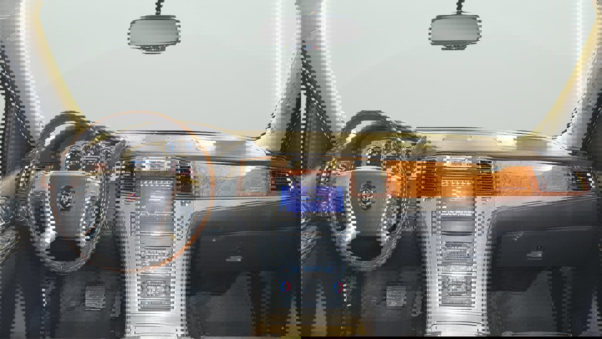 Used 2013 Cadillac Escalade Platinum image 13