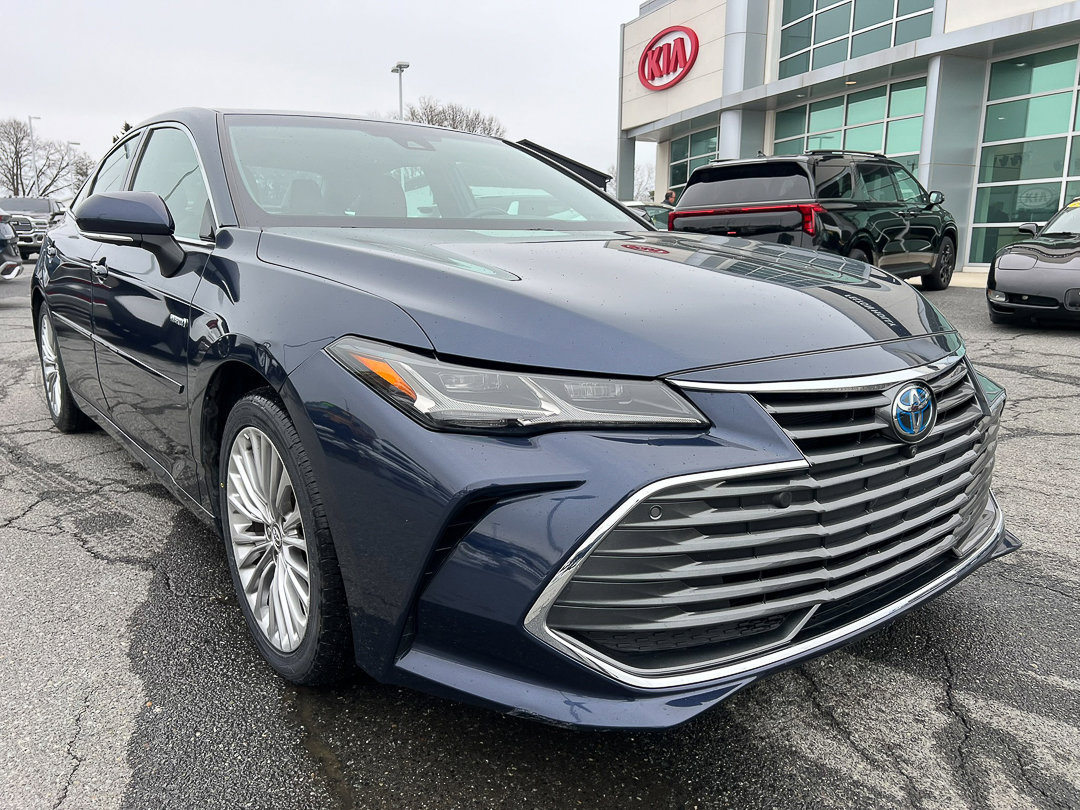 Used 2020 Toyota Avalon Limited w/ Advanced Safety Package image 9