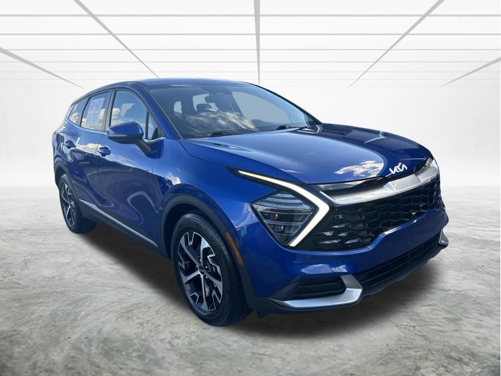 Used 2025 Kia Sportage EX FWD video 2