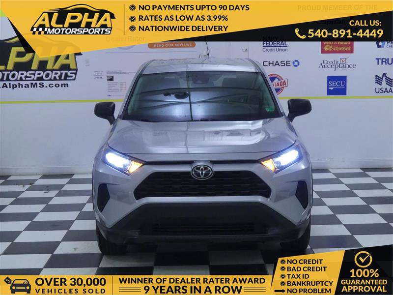 Used 2022 Toyota RAV4 LE AWD/4WD image 1