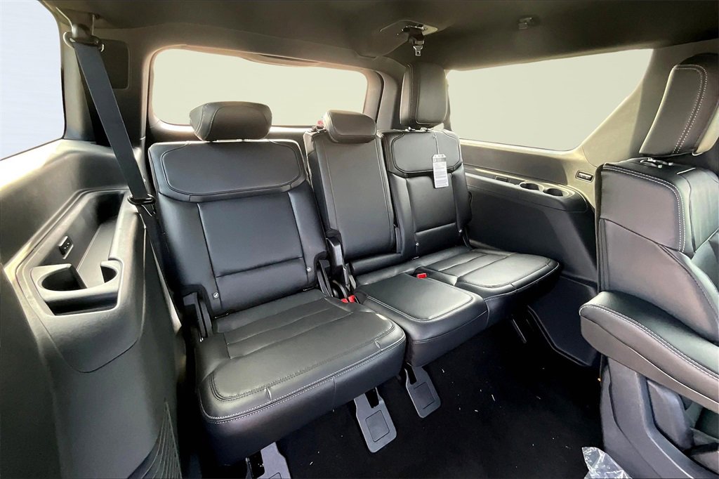 New 2025 Ford Expedition Max Platinum image 21