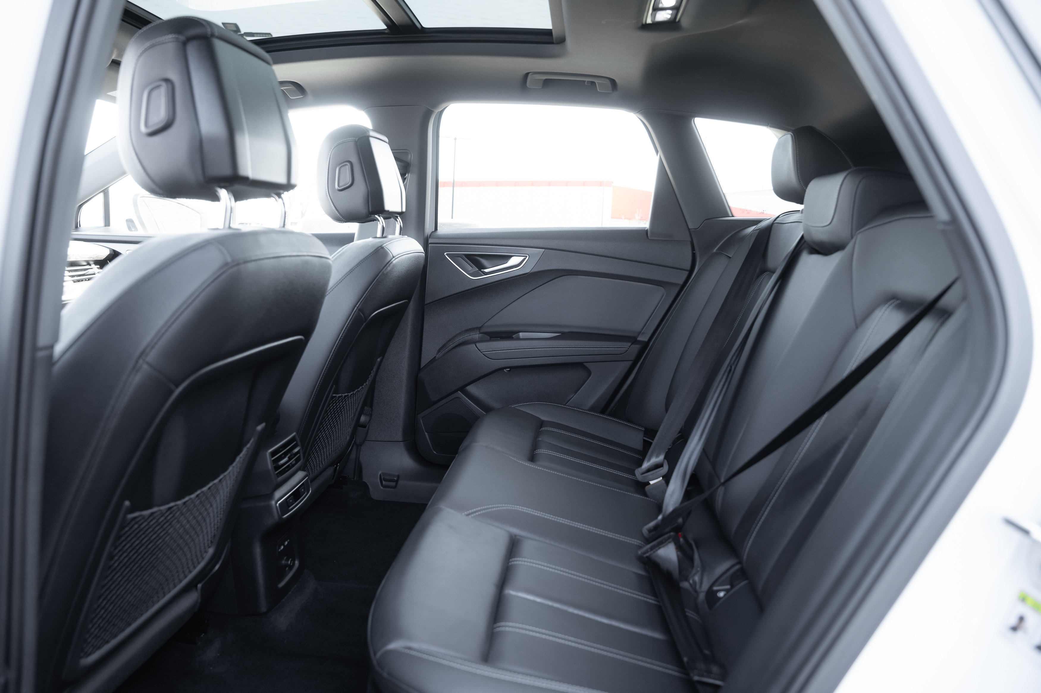 Certified 2024 Audi Q4 e-tron Premium Plus w/ Premium Plus image 24