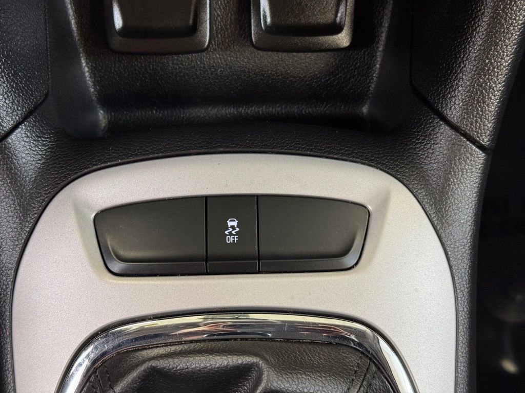 Used 2017 Chevrolet Cruze LS FWD image 31