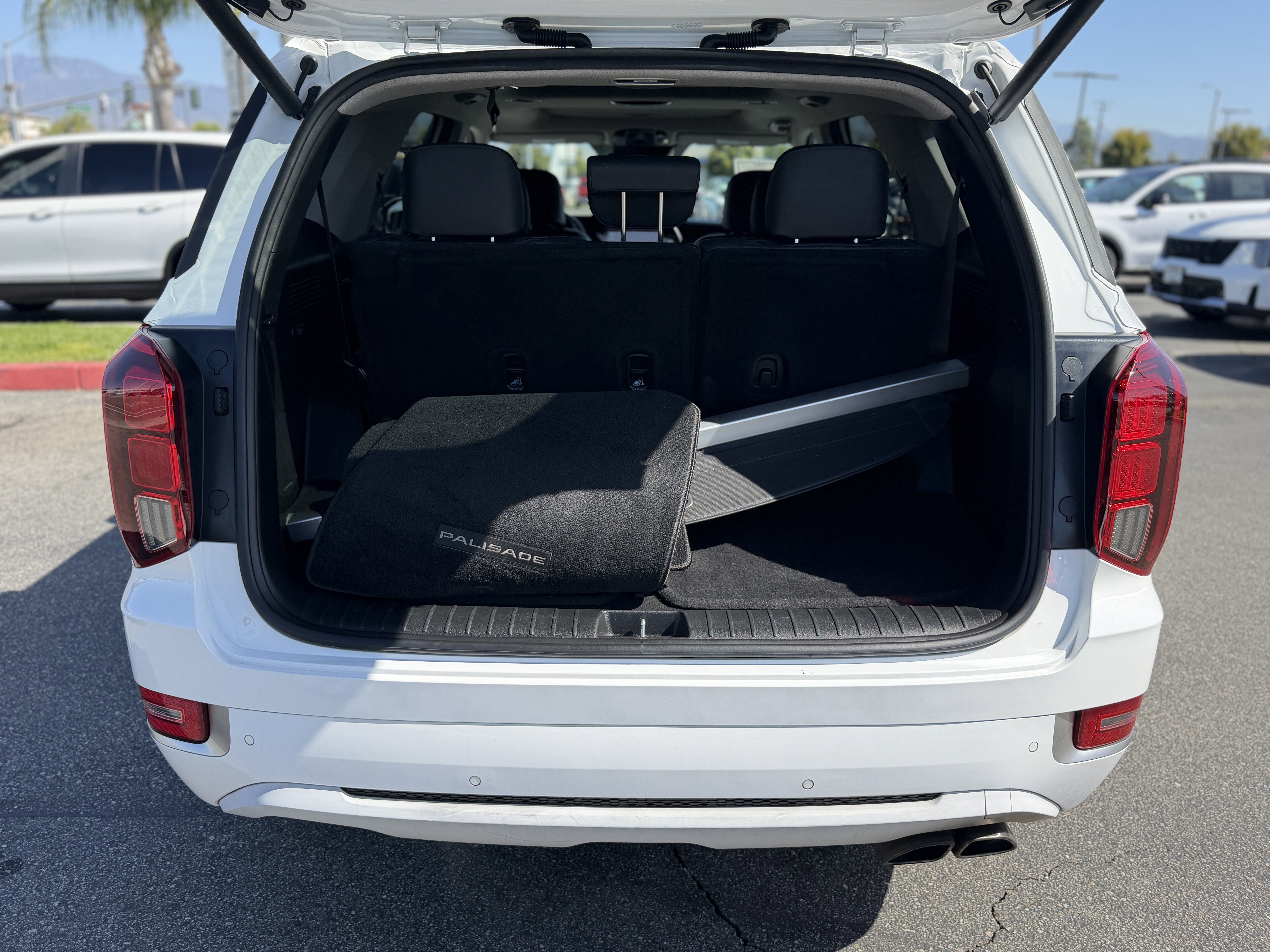 Used 2021 Hyundai Palisade Limited FWD image 10