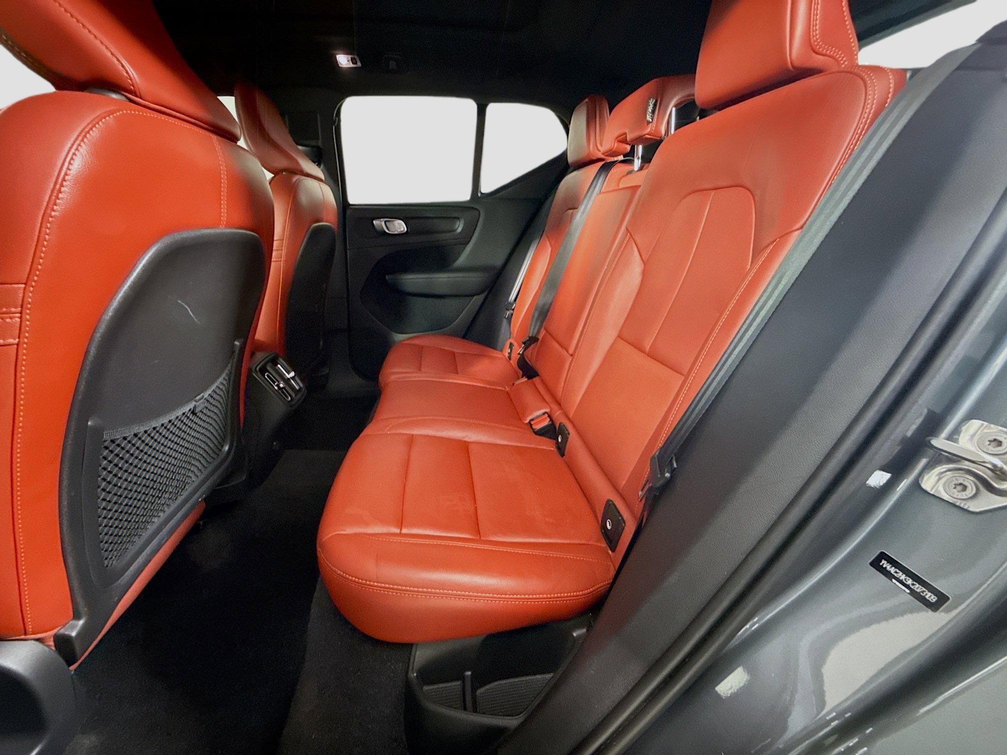 Used 2019 Volvo XC40 T4 Momentum FWD image 25