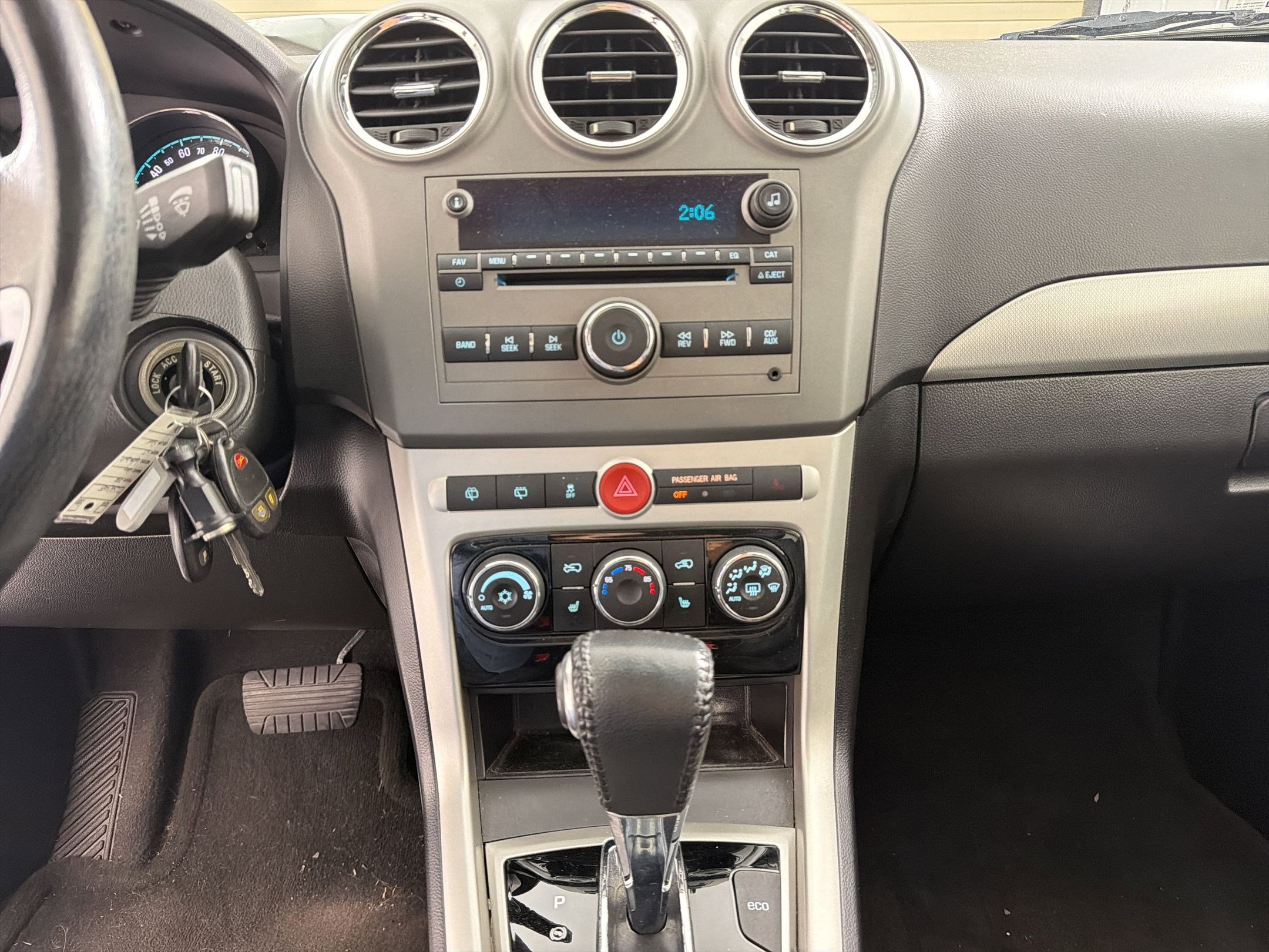 Used 2012 Chevrolet Captiva Sport LT w/ Convenience Package FWD image 24