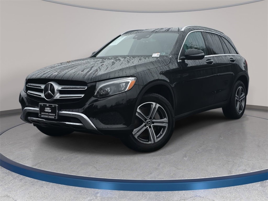 Used 2019 Mercedes-Benz GLC 300 4MATIC image 1