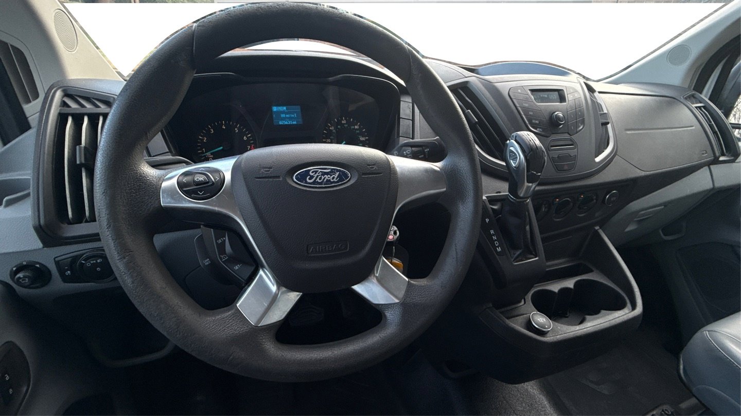 Used 2017 Ford Transit 350 XL image 22