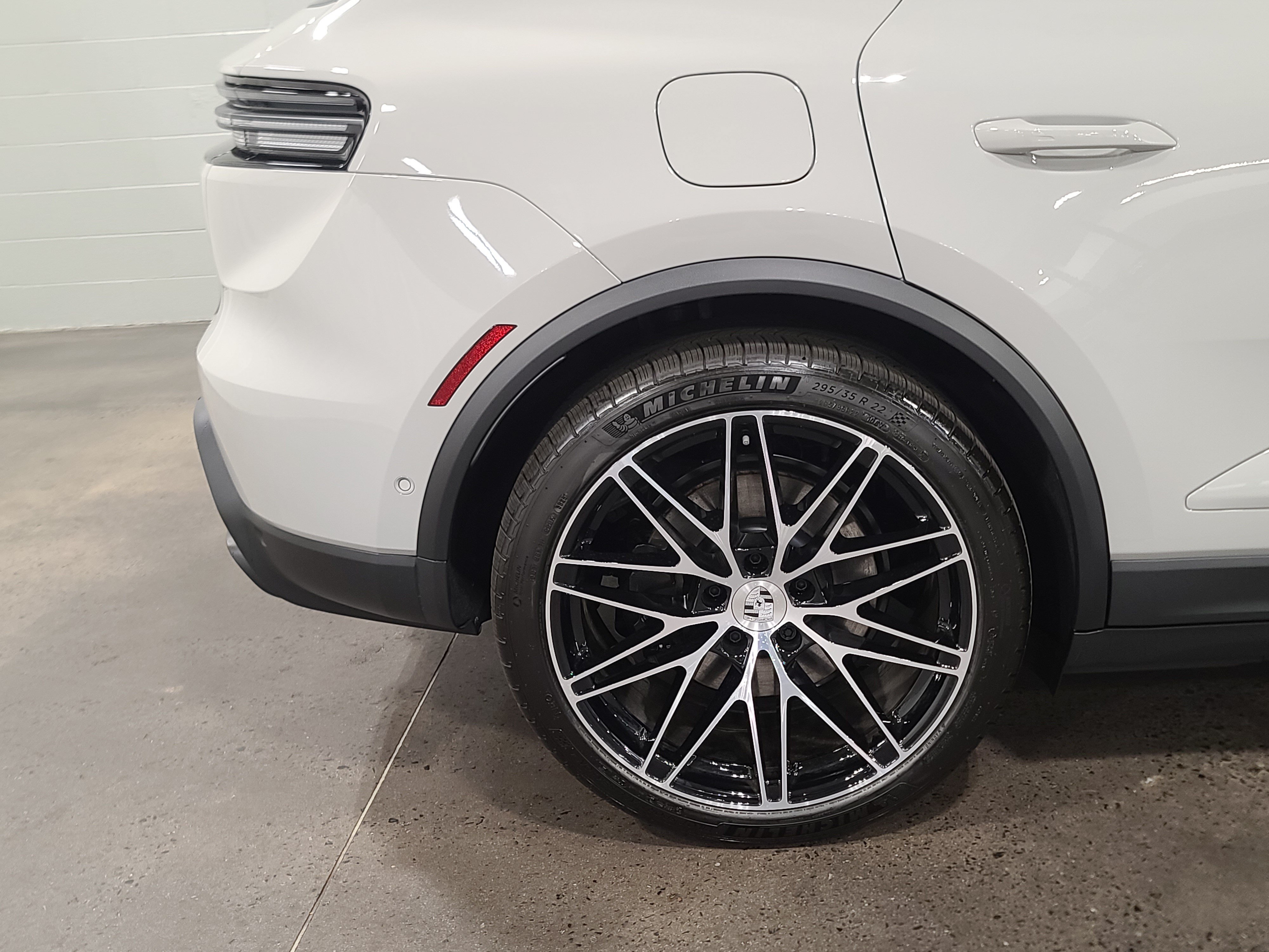 New 2026 Porsche Macan 4 Electric AWD/4WD image 36