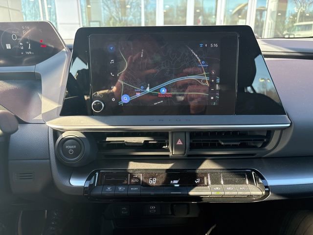 Used 2024 Toyota Prius LE image 8