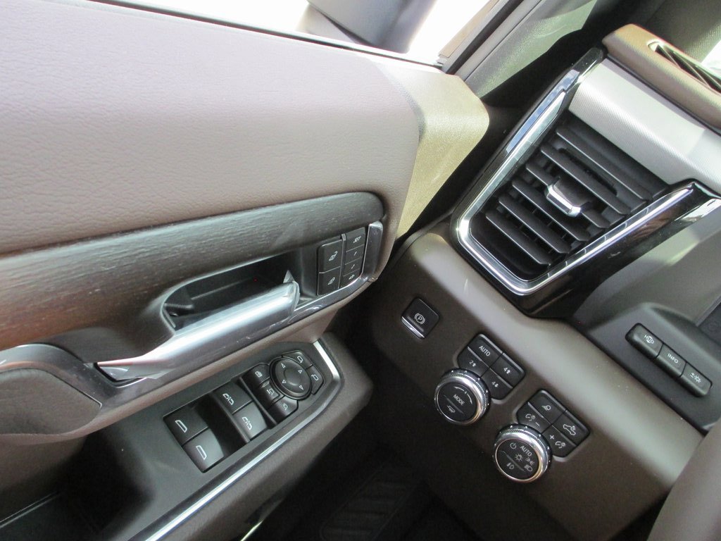 New 2026 GMC Sierra 2500 Denali w/ Denali Reserve Package image 17