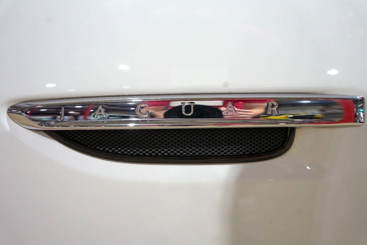 Used 2014 Jaguar XKR R RWD image 38