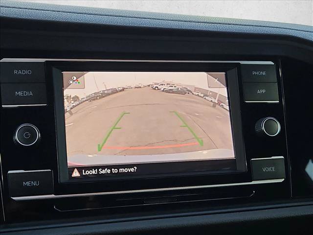 Used 2024 Volkswagen Jetta SE FWD image 13