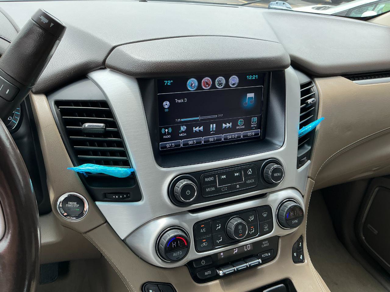Used 2019 GMC Yukon XL SLT AWD/4WD image 14