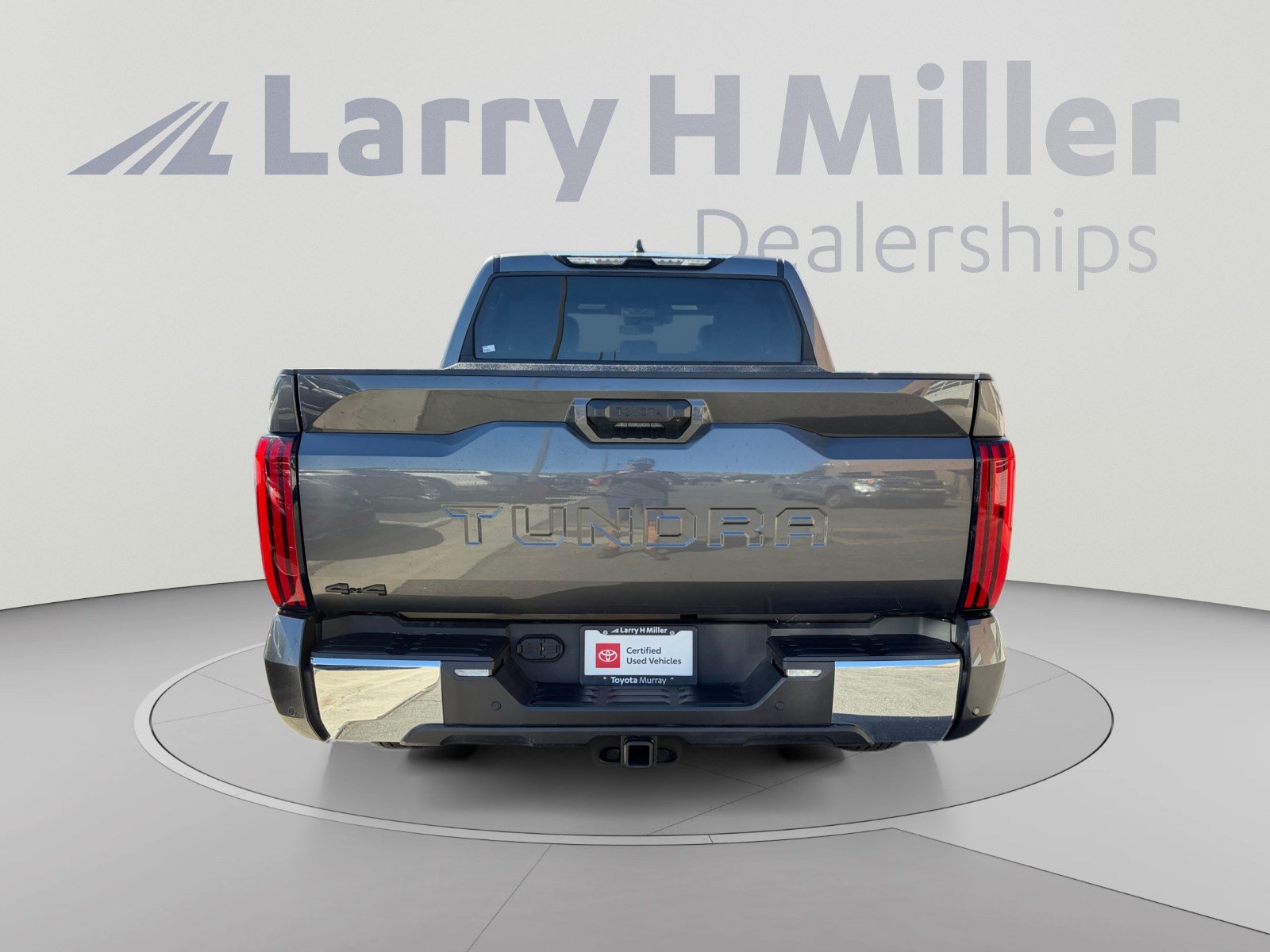 Used 2025 Toyota Tundra SR5 w/ TRD Off-Road Package AWD/4WD image 4