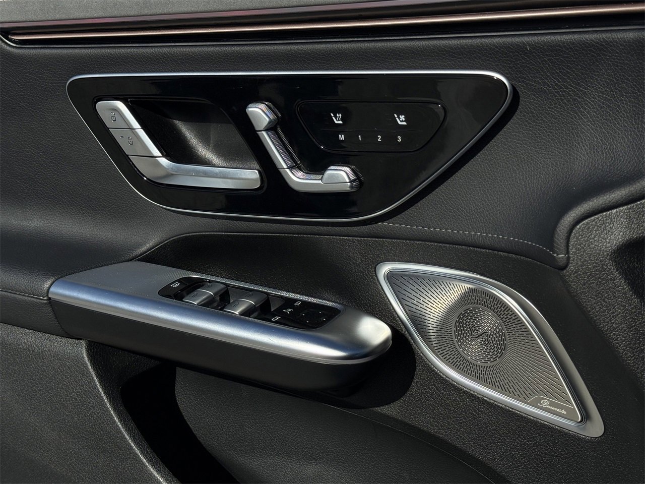 Used 2023 Mercedes-Benz EQE 500 4MATIC Sedan image 20