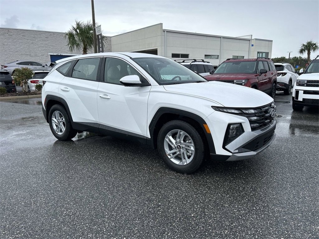 New 2026 Hyundai Tucson SE image 2