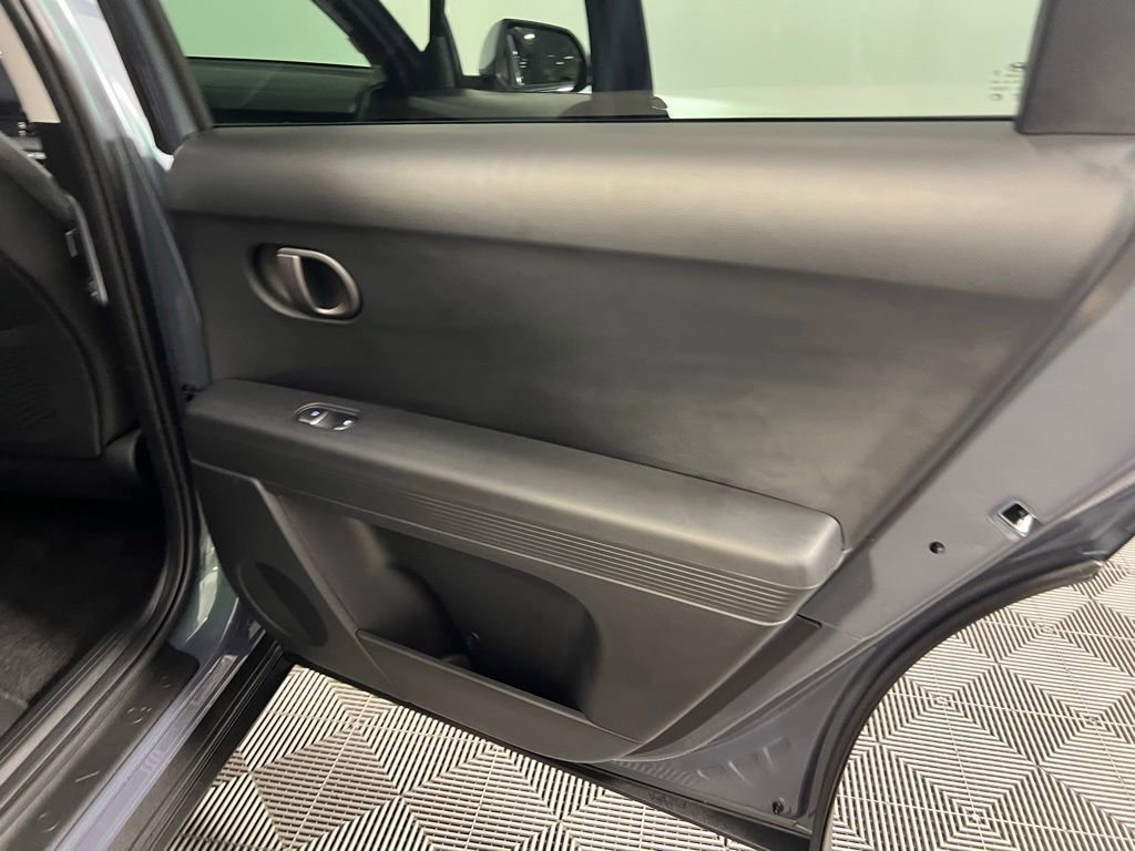 Used 2025 Hyundai Ioniq 5 SEL image 30