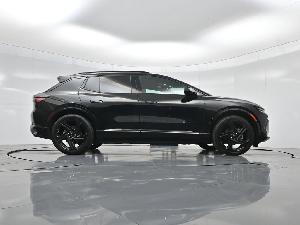 Used 2024 Chevrolet Equinox EV RS image 44