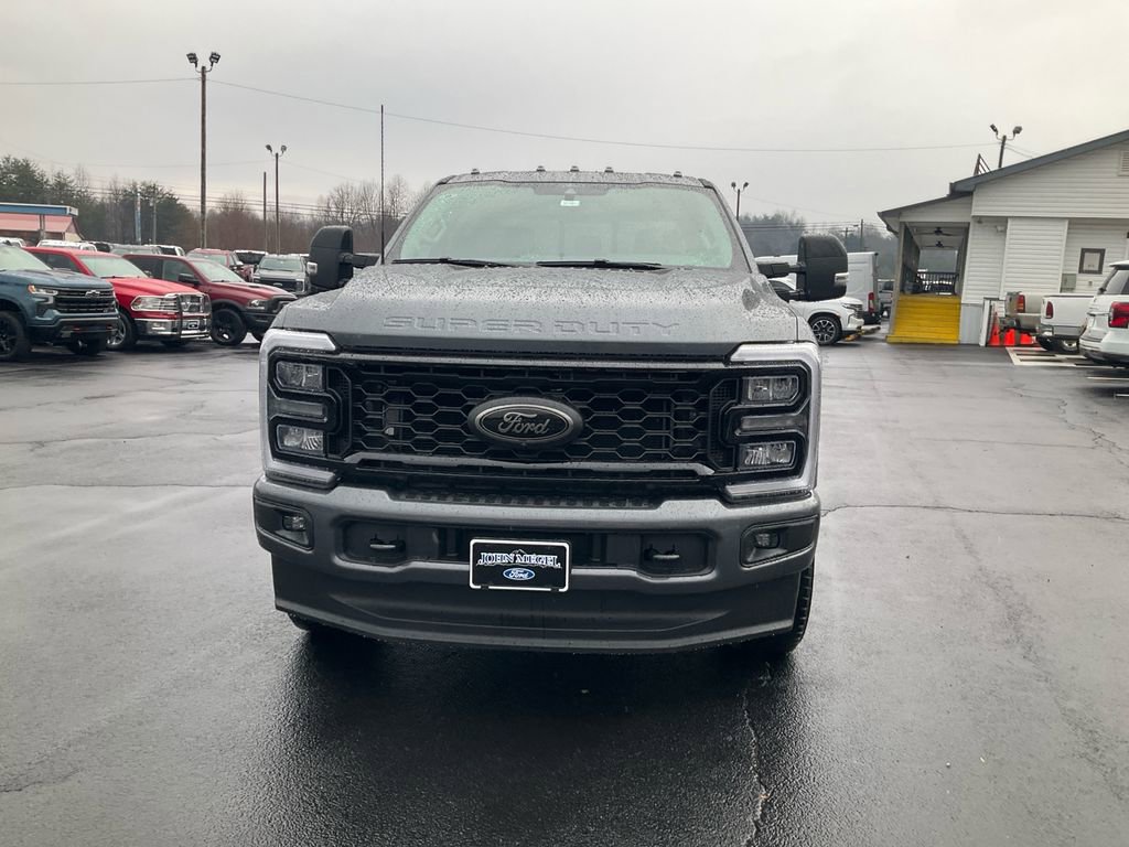 New 2026 Ford F250 Lariat w/ Black Appearance Package image 2