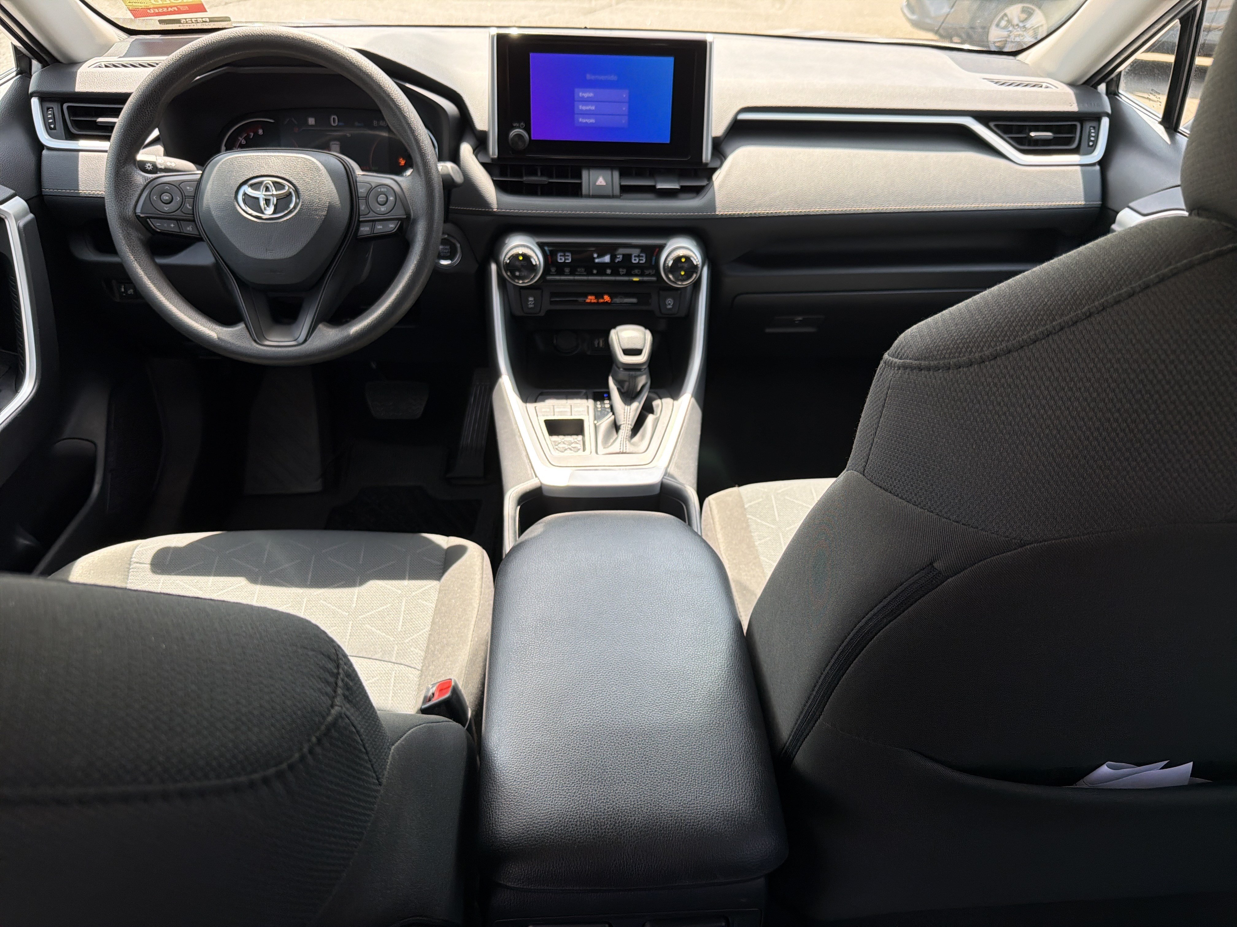 Certified 2025 Toyota RAV4 XLE FWD image 4