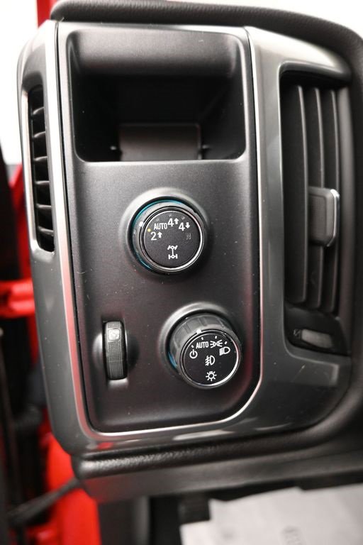 Used 2017 Chevrolet Silverado 1500 LT w/ All Star Edition image 20