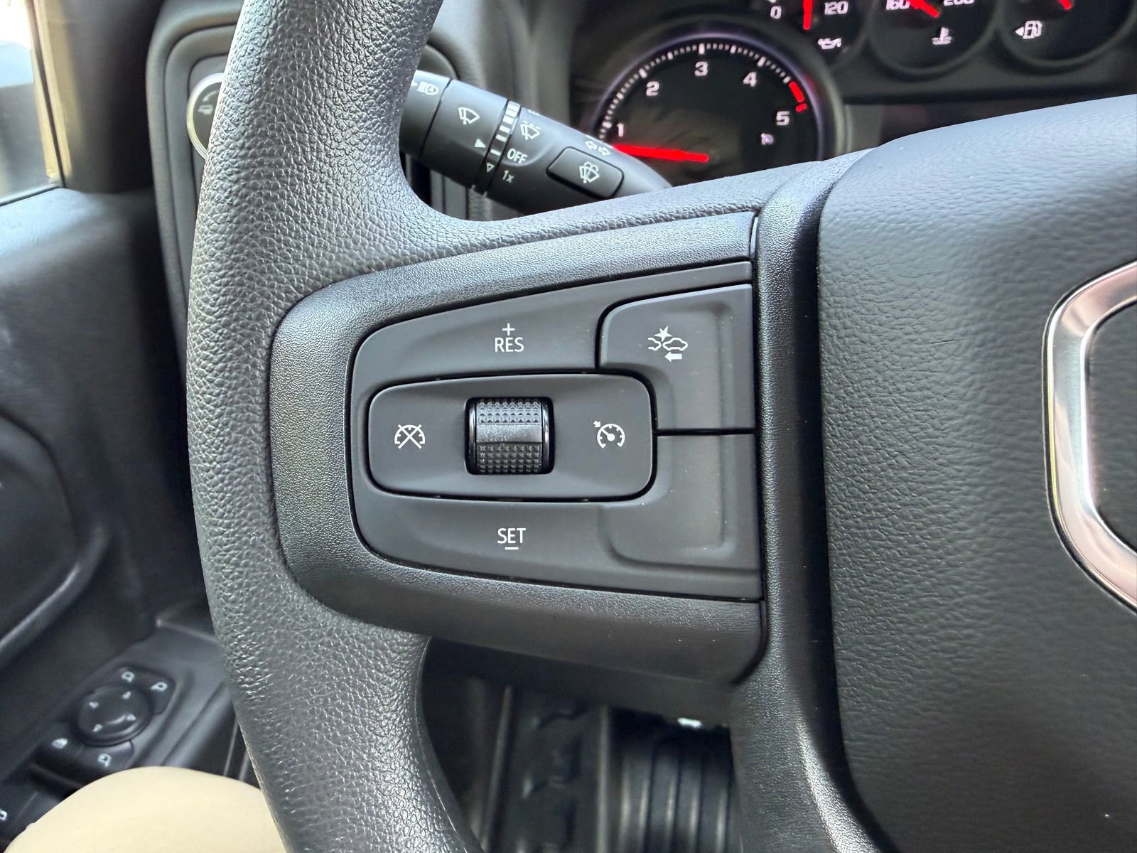 New 2026 GMC Sierra 3500 Pro w/ Convenience Package image 14