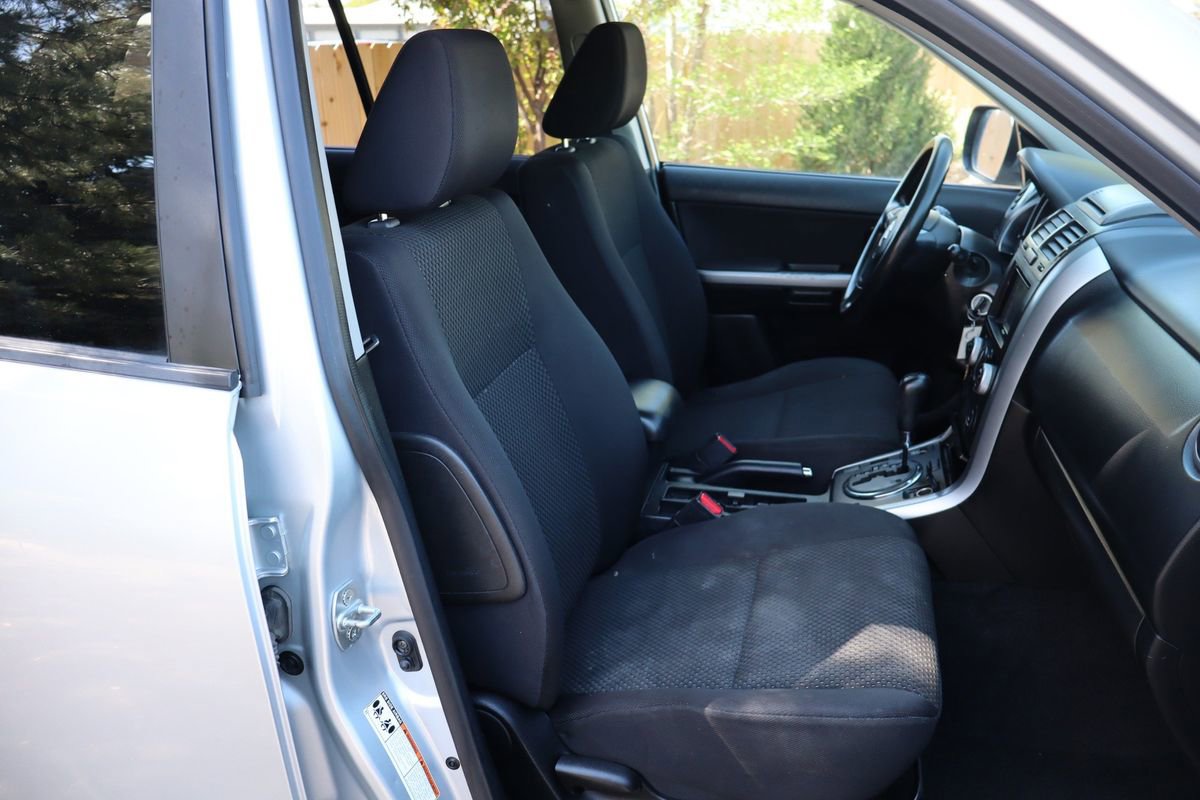 Used 2010 Suzuki Grand Vitara Premium image 25