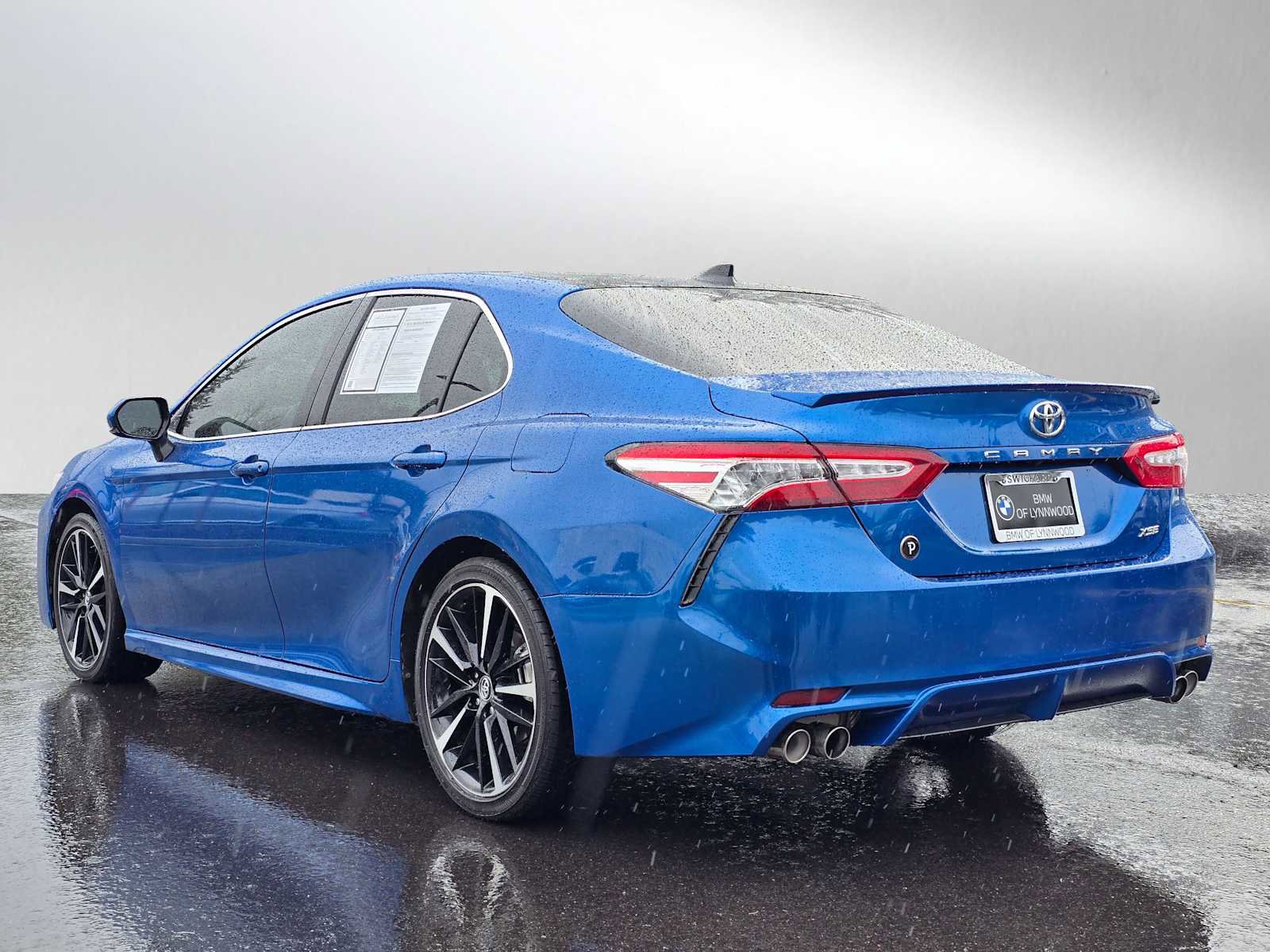 Used 2020 Toyota Camry XSE w/ Carpet Mat Package FWD image 5