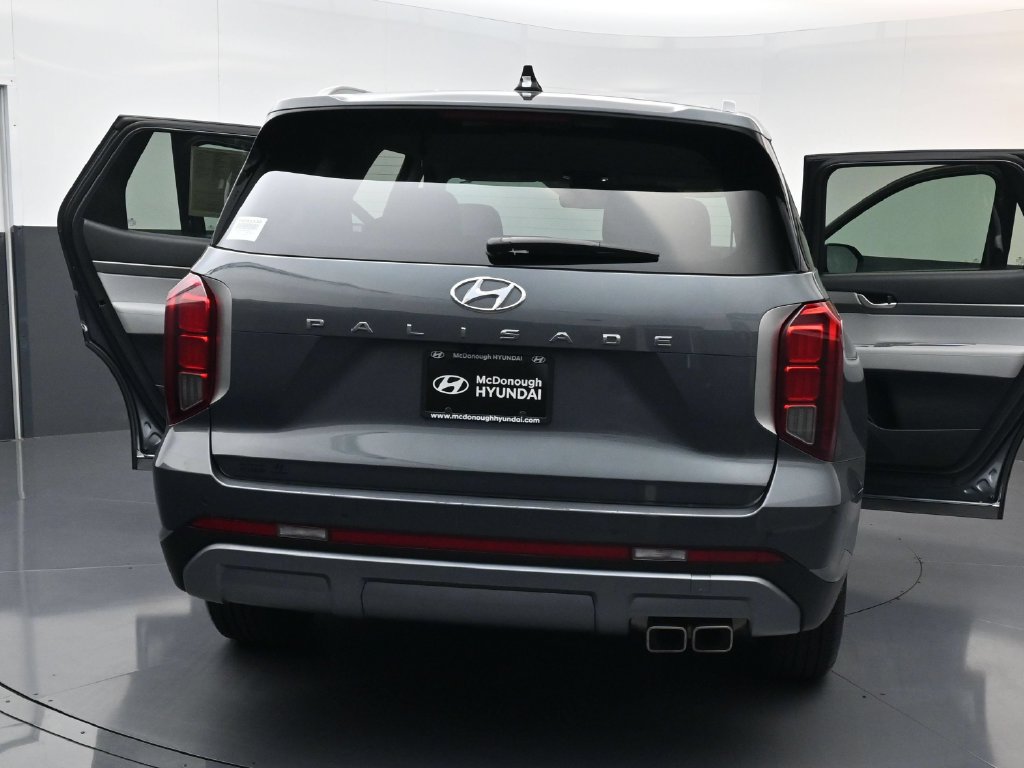 Certified 2025 Hyundai Palisade SEL FWD image 30