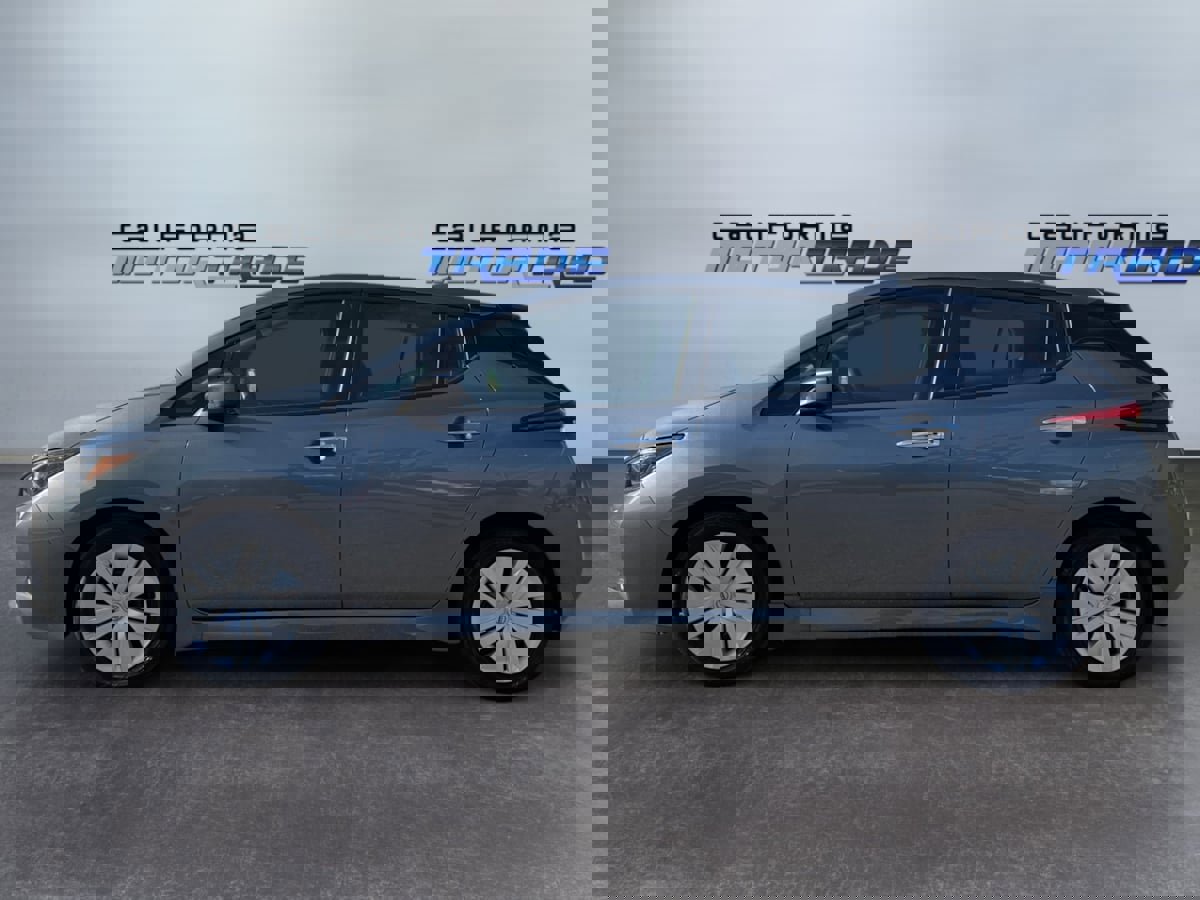 Used 2024 Nissan Leaf S image 8