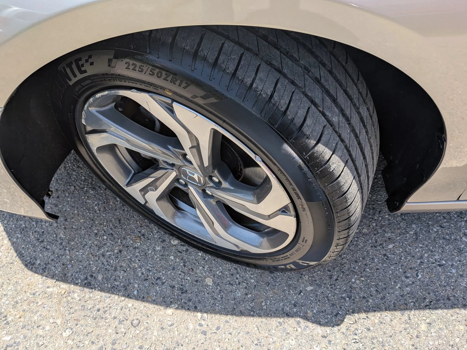 Used 2020 Honda Accord EX-L image 10