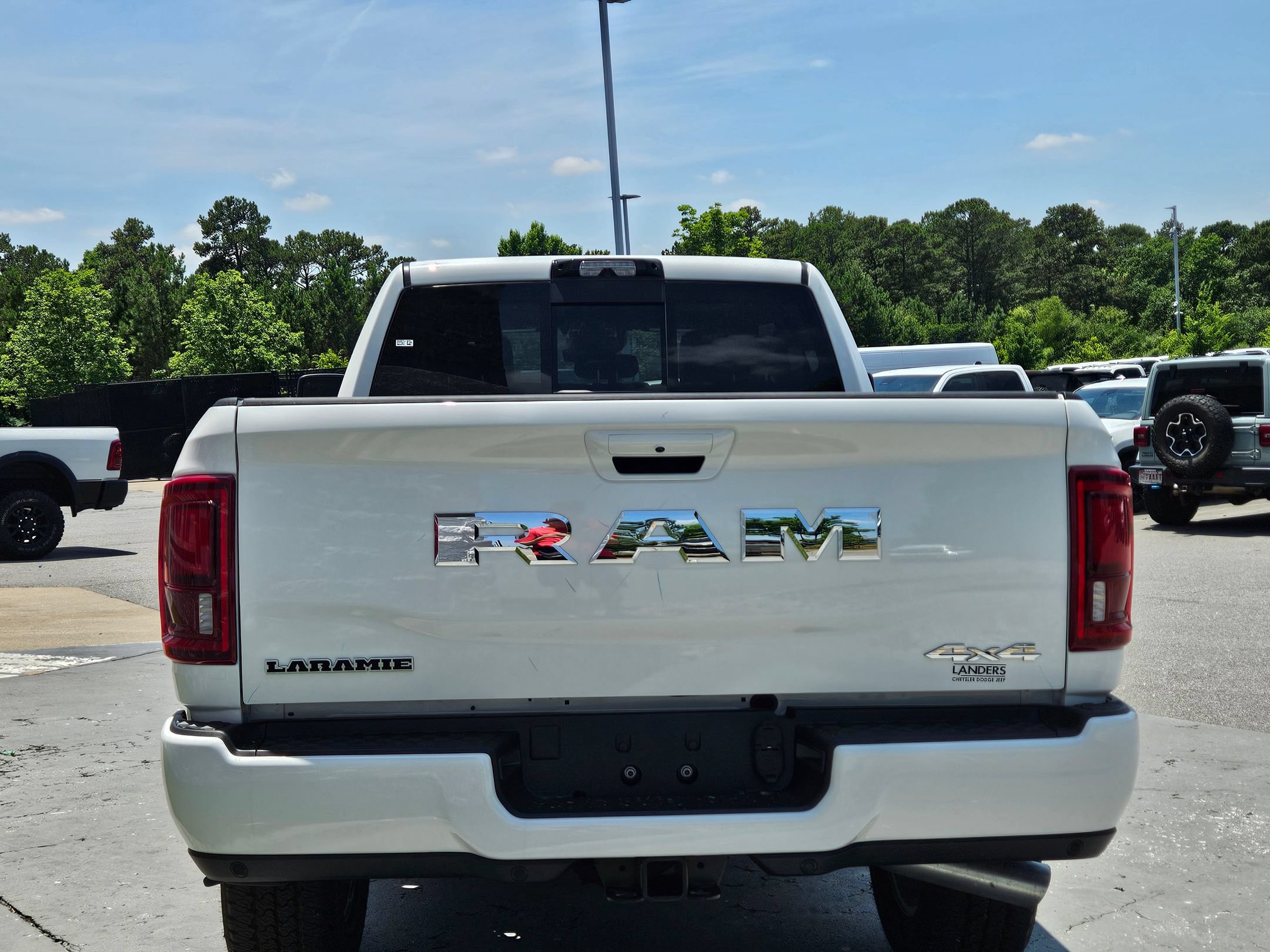 New 2026 RAM 2500 Laramie w/ Sport Appearance Package AWD/4WD image 6