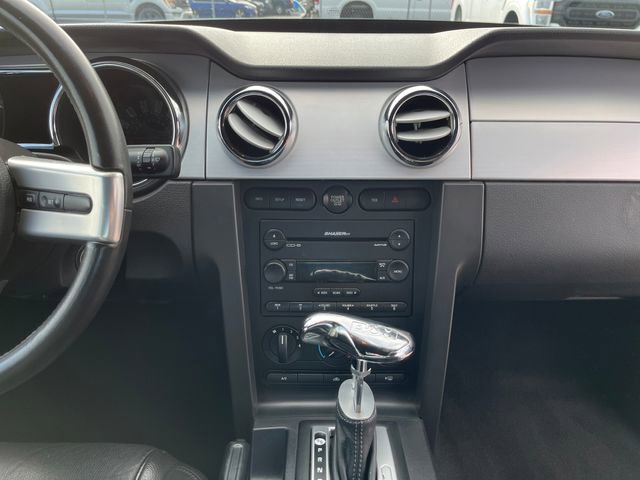 Used 2005 Ford Mustang GT Premium RWD image 22