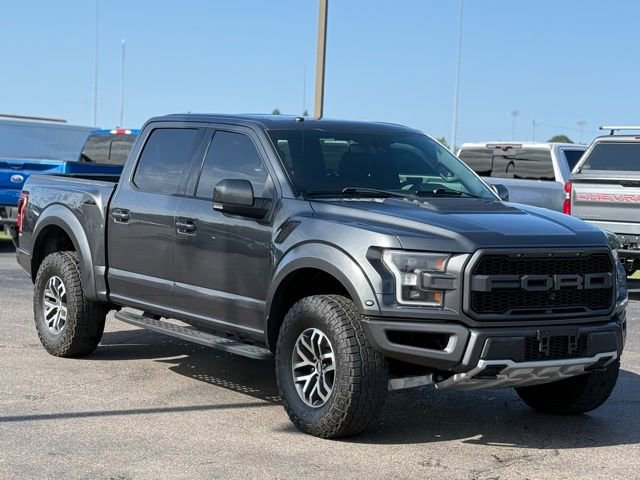 Certified 2018 Ford F150 Raptor w/ Equipment Group 802A Luxury image 38