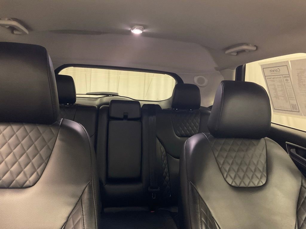 Used 2024 Ford Edge Titanium w/ Equipment Group 301A image 22