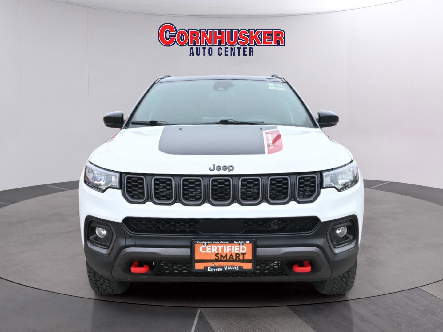 Used 2024 Jeep Compass Trailhawk image 2